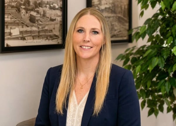 Laura Olsen